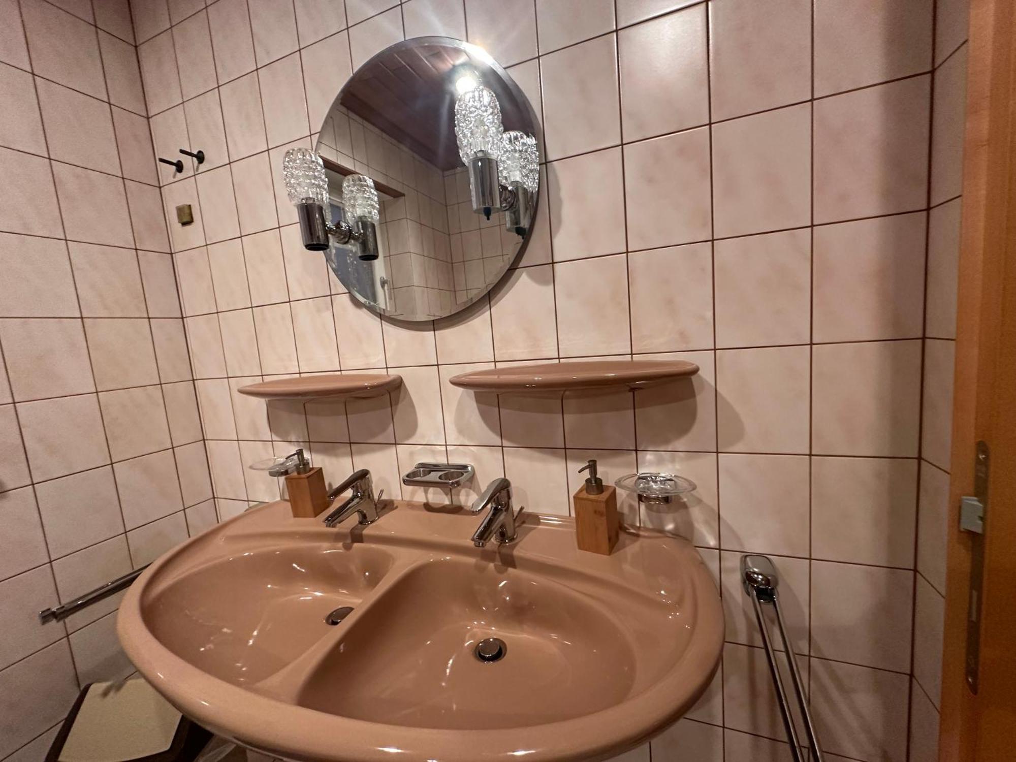 Oase1 Mit Parkplatz, Automatische Kaffeemaschine Und Kueche Apartment Untermeitingen